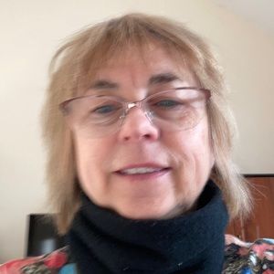 Meet your Posher, Eva